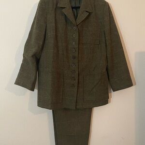 Harve Benard Olive Women's Blazer and Trousers Set